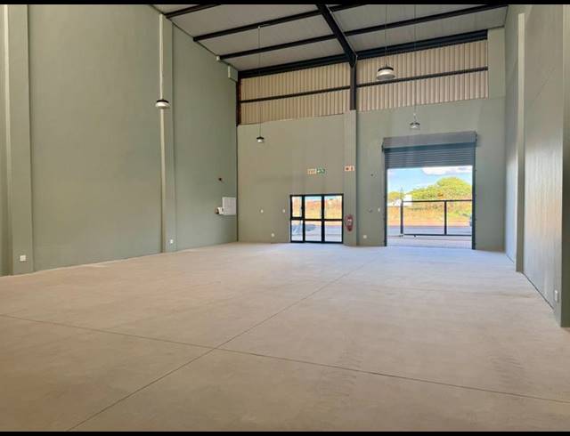 INDUSTRIAL PROPERTY TO RENT IN MAGNA VIA INDUSTRIAL